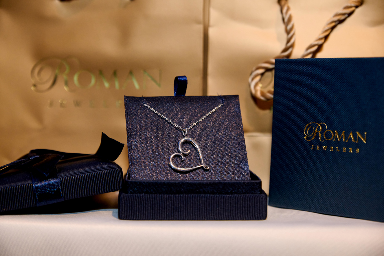 Charity Heart Pendant Raises nearly $6,000 for the Hunterdon Health Care’s Cardiac Rehabilitation Center at Charity Event.