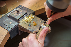 Jewelry Repair & Stones Setting