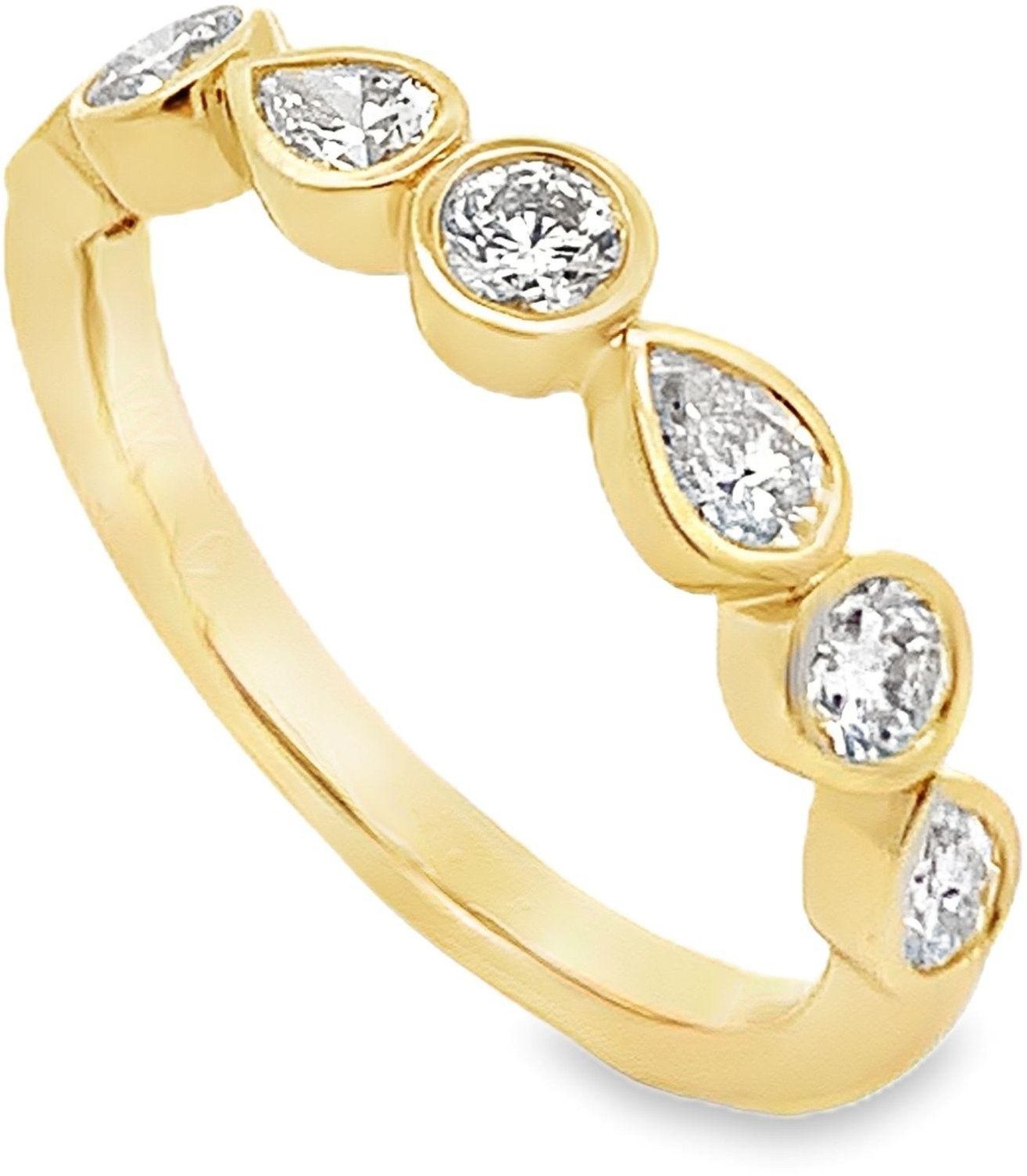 Alternating Bezel Diamond Wedding Band