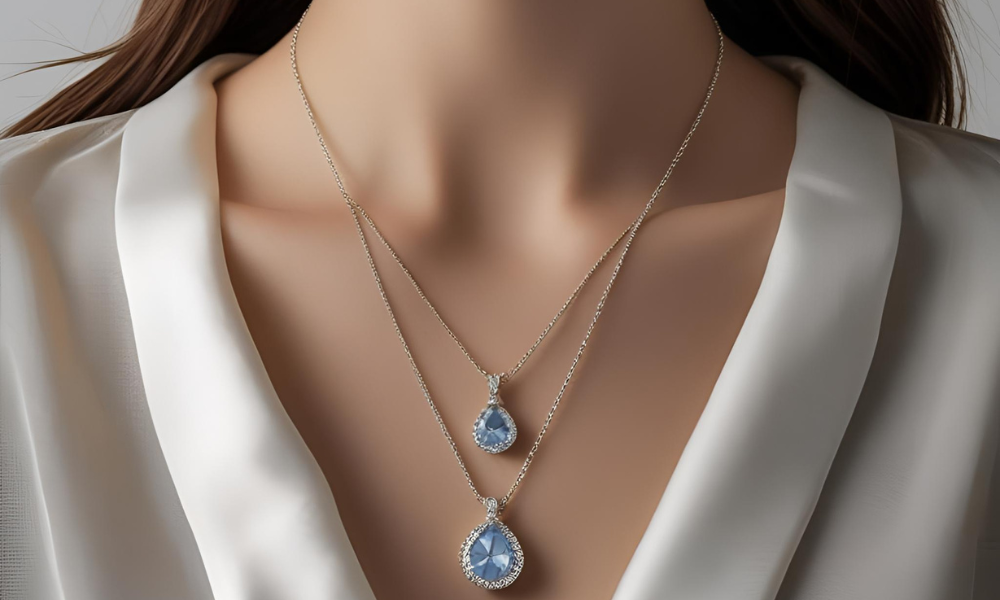 3 Ways to Style a White Gold Necklace for Work, Weekends, and Weddings