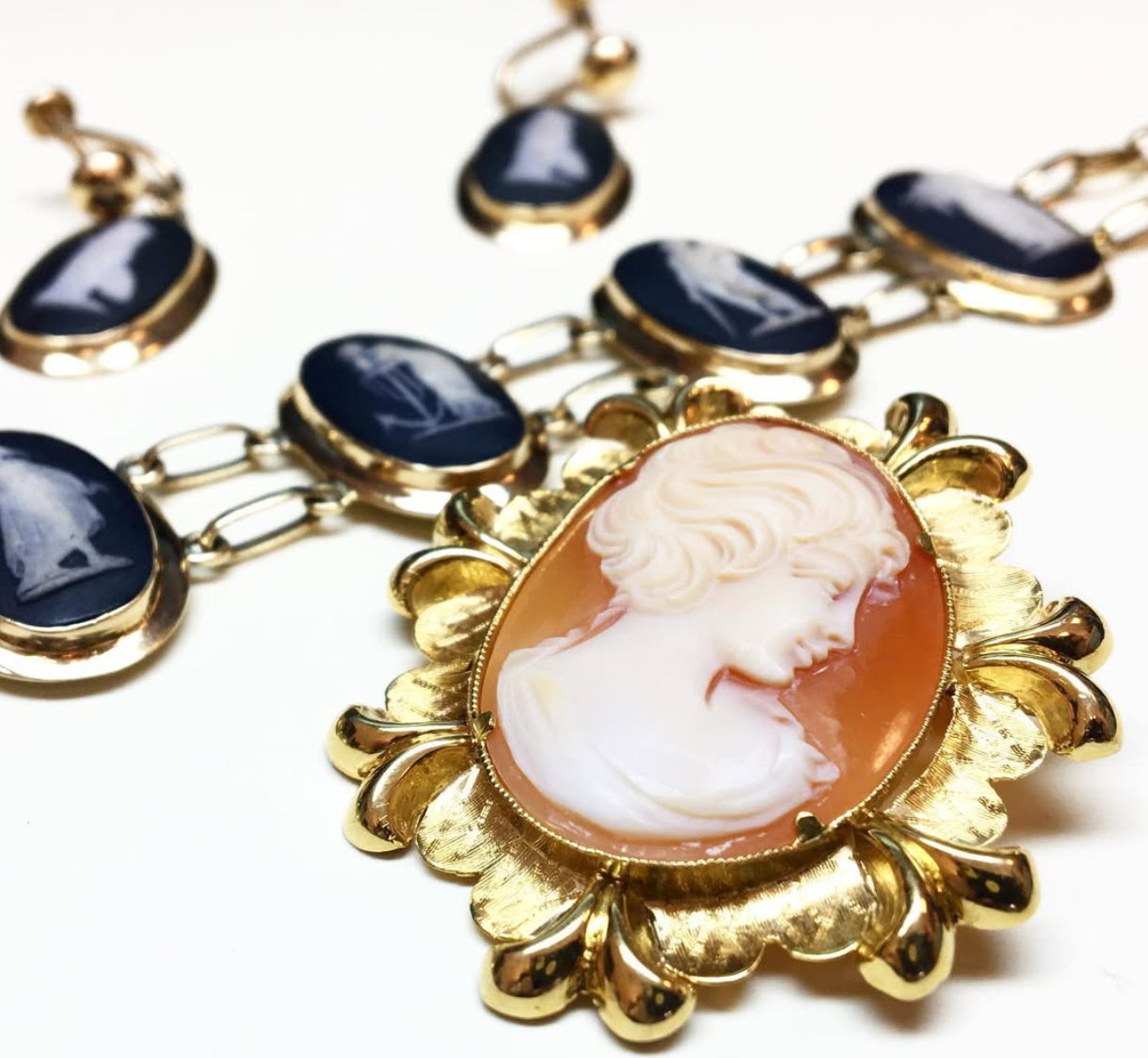 Roman Jewelers Hosts Estate Event Featuring The Madison Collection