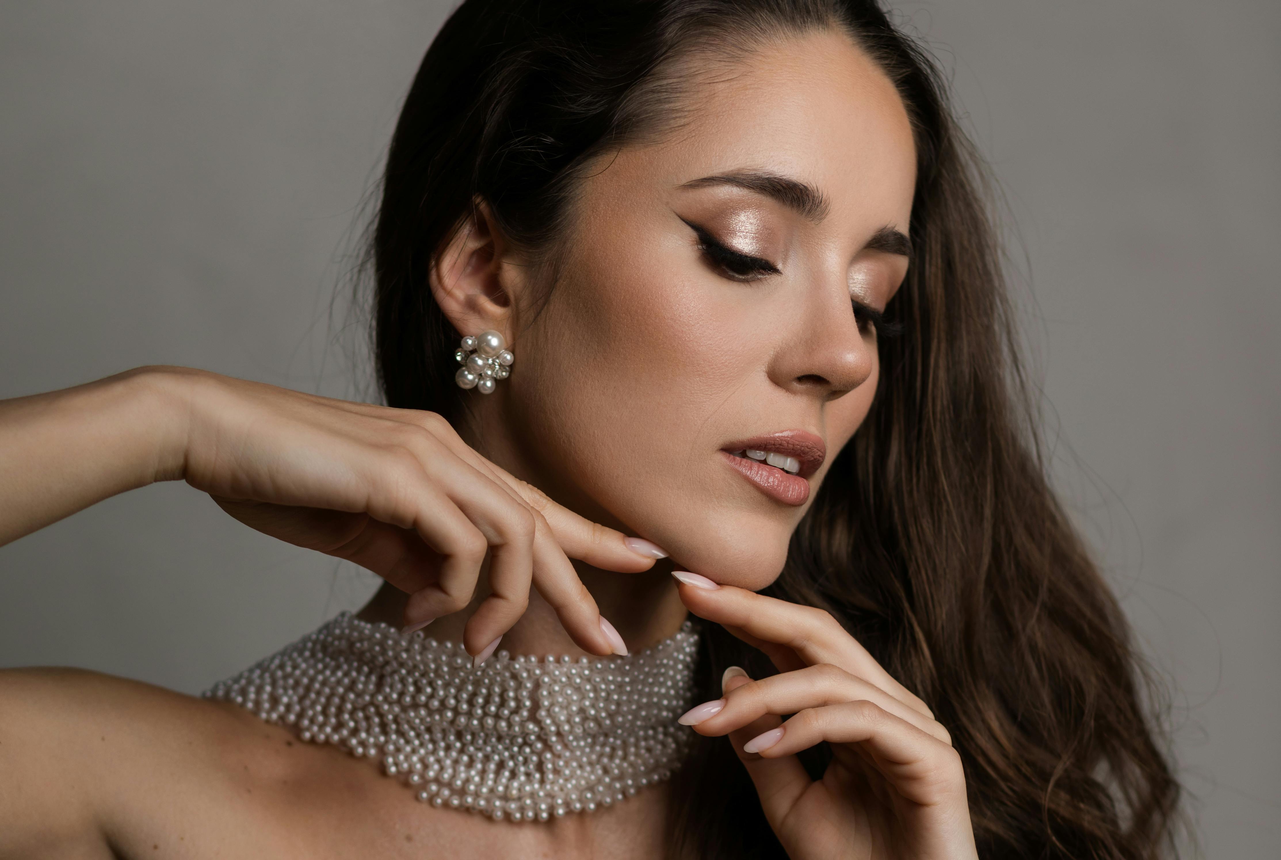 June's Birthstone is Pearl! Want to know more?