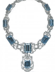 Queen Elizabeht's aquamarine neccklace & pendant