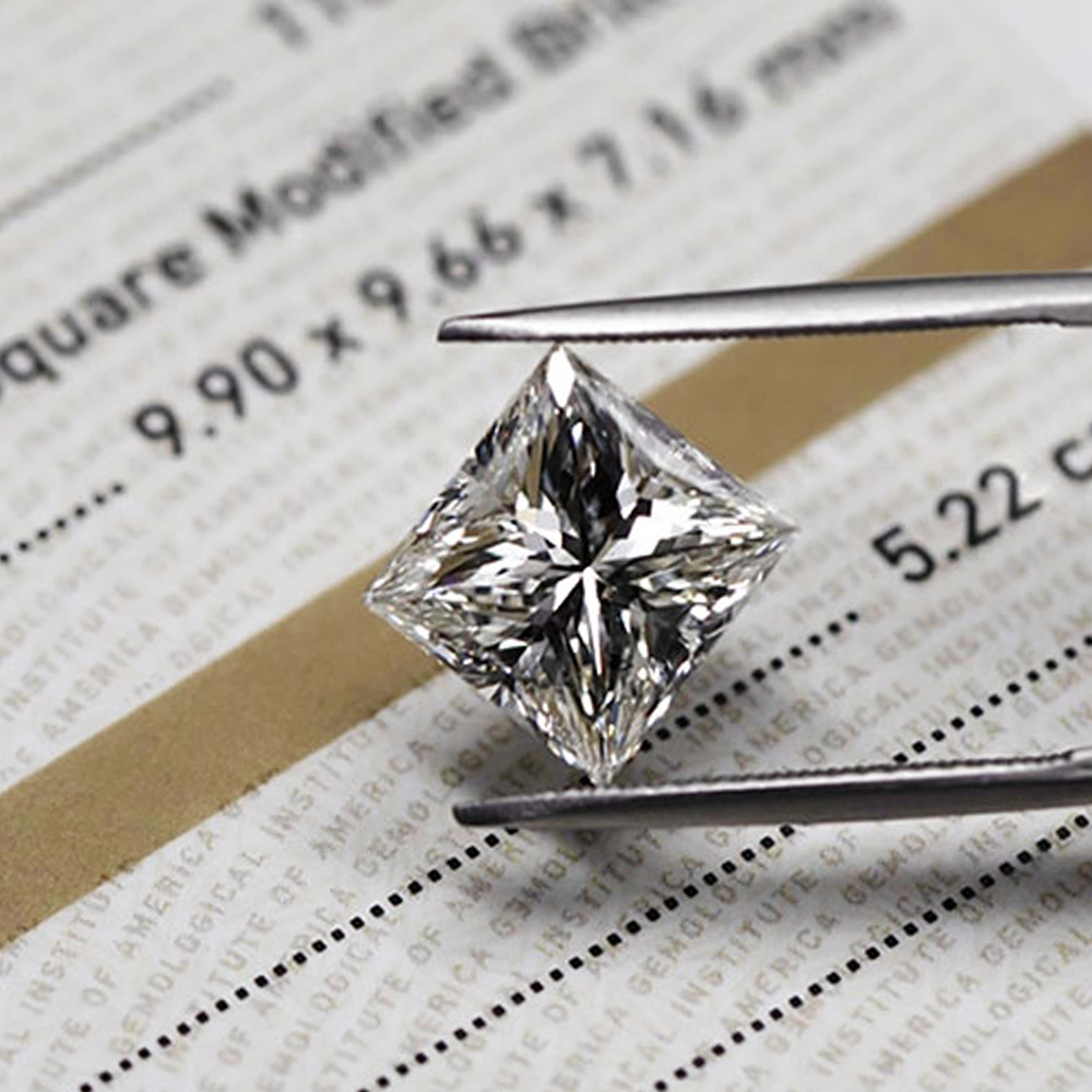 Certified loose diamonds