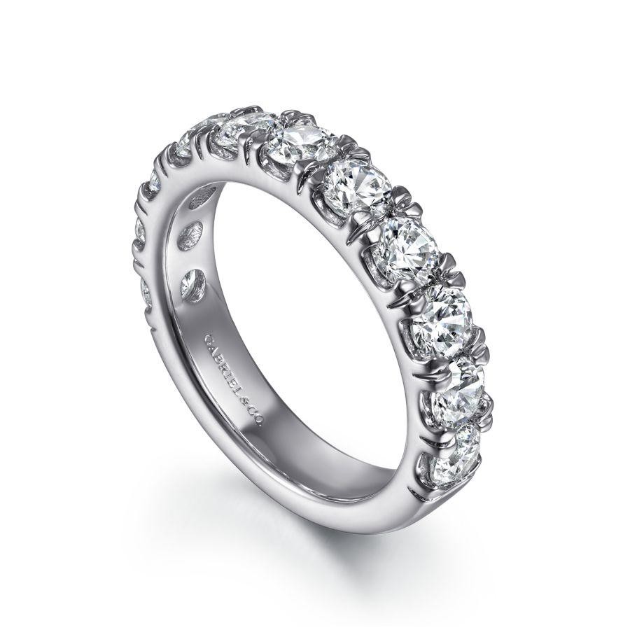 Gabriel & co. 14K White Gold Anniversary Band with 11 Round Diamonds 1.86 Tcw G-H SI   Size 6.5