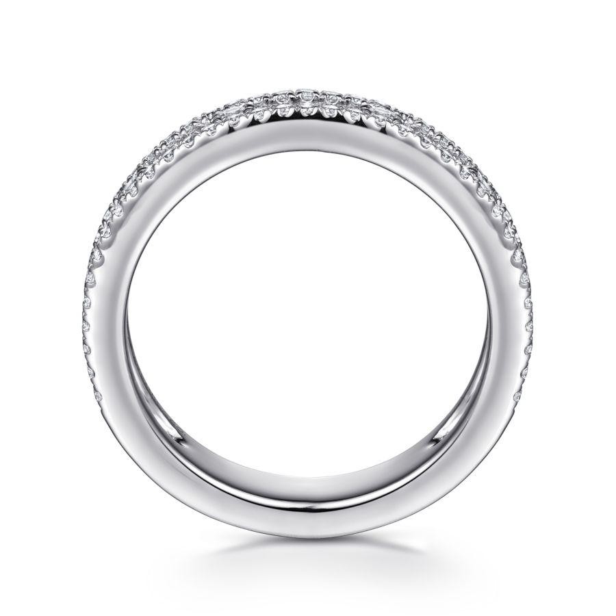 Gabriel & co. 14K White Gold Anniversary Band with 7 Baguette Diamonds & 74 Round Diamonds 0.94 Tcw G_H SI2  Size 6.5