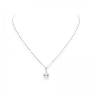 Mikimoto 18K White Gold Morning Dew White South Sea Cultured Pearl Pendant Necklace