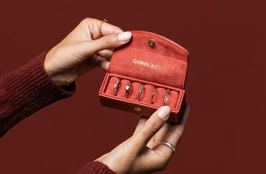 Gabriel & Co. Travel Ring Box