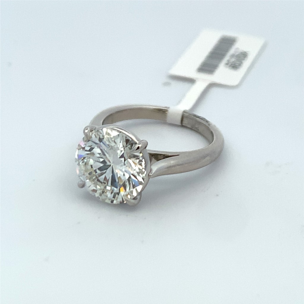 Platinum Solitaire Engagement Ring with 1 Round Brilliant Cut Diamond 4.50ct H Si2 GIA Cert # 2221682583