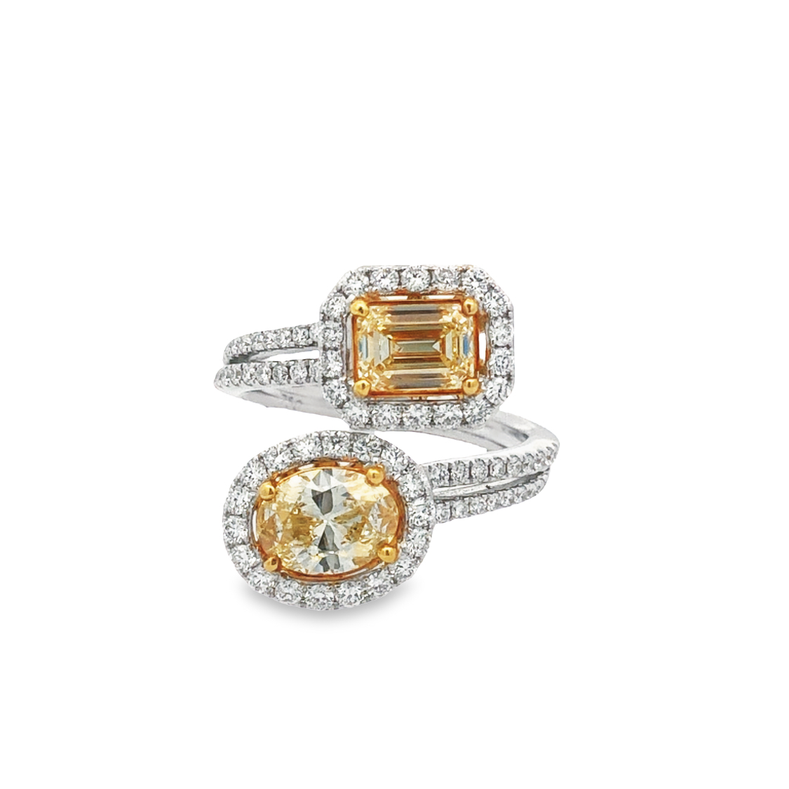 18K White and Yellow Gold Diamond Ring