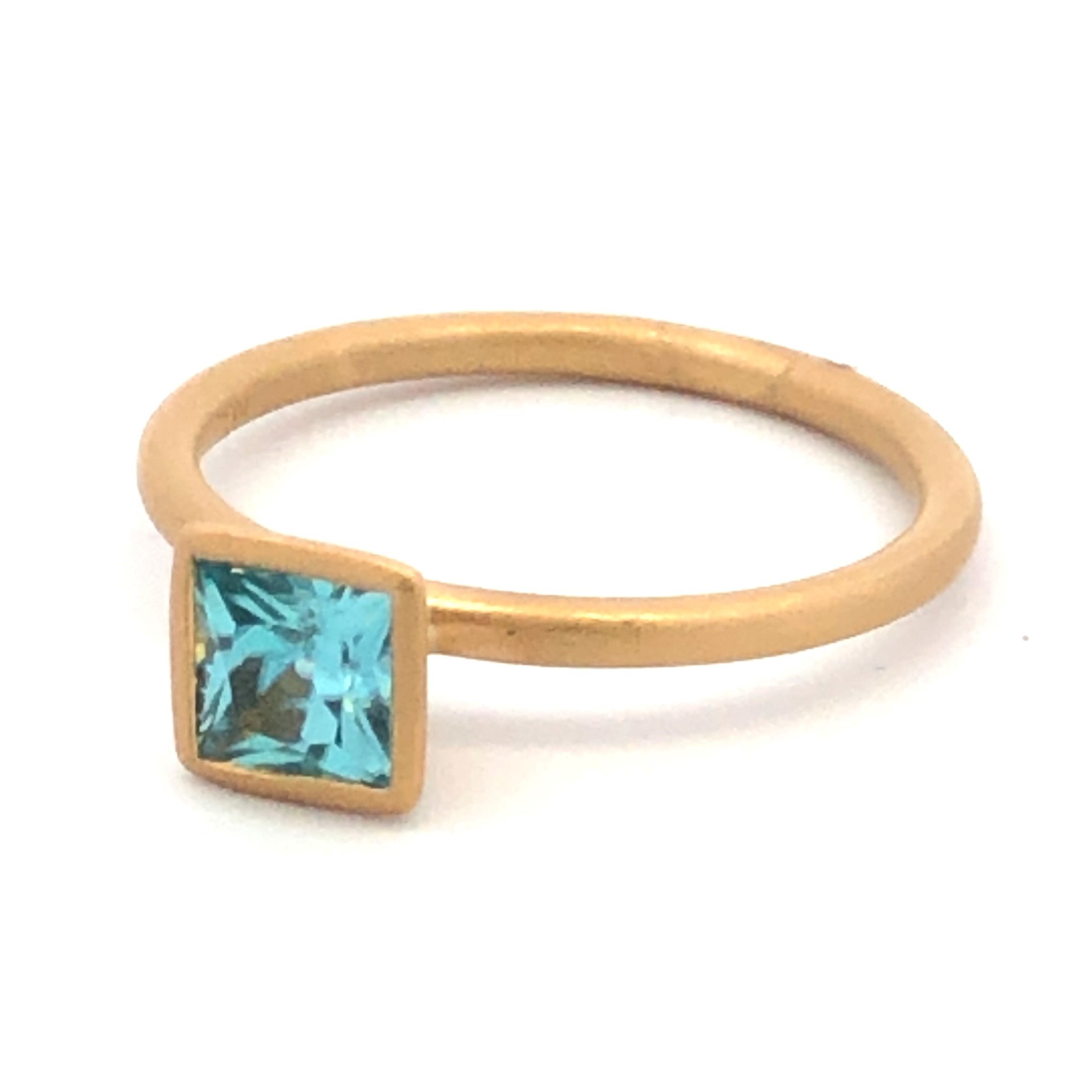Kimberly Collins 18K Yellow Gold Blue Zircon Bezel Ring