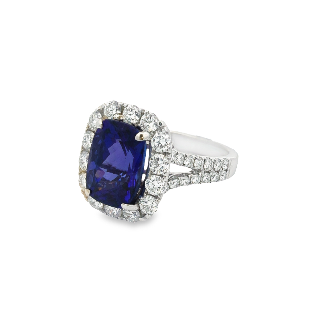 18K White Gold Tanzanite and Diamond Ring