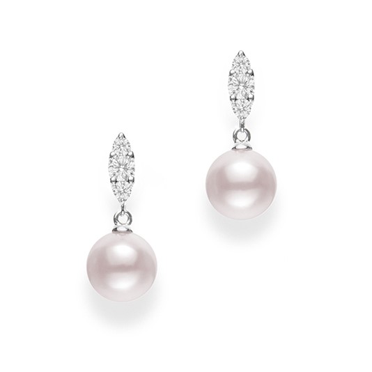 WG Earrings with 2 Round Akoya Pearls A+ 7.5mm & 6 Round Diamonds 0.19 Cts F-G VS1