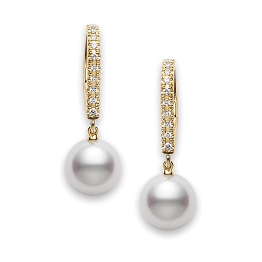 Mikimoto 18K Yellow Gold Earrings with 2 Round Akoya Cultured Pearls A 7.5mm & 20 Round Diamonds 0.08 Tcw F-G VS
