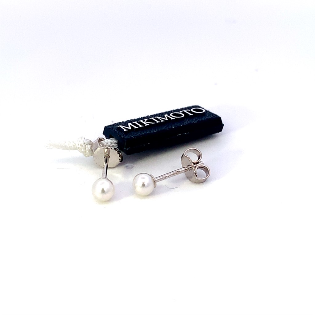 Mikimoto18K Whte Gold Akoya Stud Pearl Earrings with 2 Round White Pearls 4-4.5mm A