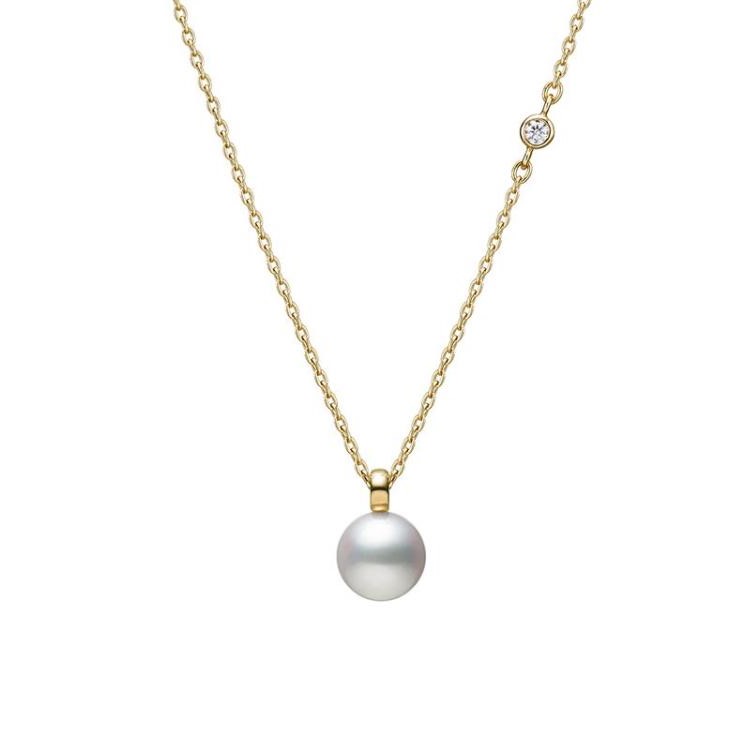 Mikimoto 18K Yellow Gold Necklace with 1 Round Akoya Pearl A+ 7mm & 1 Round Diamond 0.02 Cts F-G VS 18/16