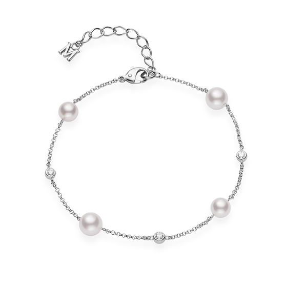 Mikimoto 18K White Gold Bracelet with 2 Round Akoya Pearls A+ 5.5mm & 2 Round Akoya Pearls A+ 6.5mm & 3 Round Diamonds 0.15 Tcw F-G VS  Size 7